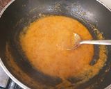 A picture of step 2 of Paneer spinach.