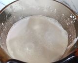Foto langkah ke 1 dari resep Kue Akar Kelapa Wijen.