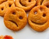 عکس مرحله 3 از دستور سیب زمینی استیکری - إسمايلى پوتيتو! 🥔
