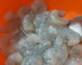 Foto langkah ke 1 dari resep Udang saus yakult.