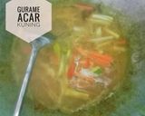 Foto langkah ke 4 dari resep Gurame acar kuning.