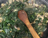 Foto del paso 2 de la receta: 557. Hojaldre de espinacas y setas (principal verduras)