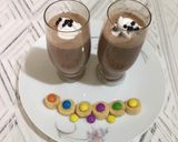 A picture of step 2 of Banana Chocolate Smoothie.