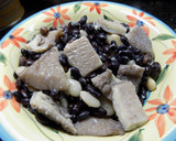 Foto del paso 8 de la receta: Alubias negras, blancas a la provenzal con callos madrileños