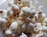 Foto langkah ke 3 dari resep Popcorn Caramellz.