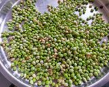 A picture of step 1 of Green Pigeon Pulao.