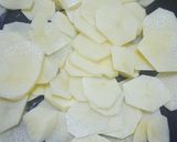 Une image de l'étape 2 de Gratin au Thon et Pomme de Terre.