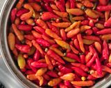 Foto langkah ke 1 dari resep Bubuk Cabe Homemade.