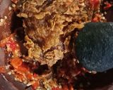 Foto langkah ke 3 dari resep Ayam Geprek Garansi ENAK.
