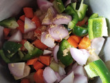 बेसन वेजिटेबल चीला(besan vegetable chilla recipe in hindi)