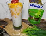 Foto langkah ke 3 dari resep Mangga matcha latte.