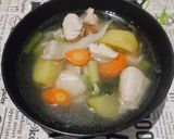 Foto langkah ke 6 dari resep Sop Jamur Ayam.