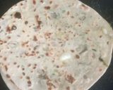 A picture of step 4 of Methi Aloo Paratha.