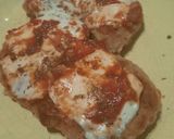 Foto del paso 4 de la receta: Milanesas con queso y salsa acompañadas con puré de papas