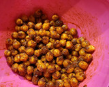 Foto del paso 2 de la receta: Snack garbanzos saludable en freidora de aire