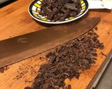 Foto del paso 2 de la receta: Galletas con virutas de chocolate y lacasitos thermomix 🍪