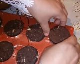 صورة لخطوة 4 من وصفة كيكات صغيرة باردة