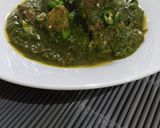 A picture of step 8 of Palak Gosht.