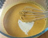 Une image de l'étape 2 de Cake crevettes, curcuma à la farine de millet.