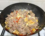 Foto langkah ke 2 dari resep Holly's Fav: Sup daging cincang telur untuk mie/misua ala dada tastes.