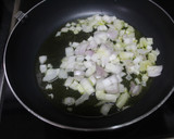 Foto del paso 3 de la receta: Tortilla de alcachofas y cebolla