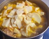 Hình bước làm 3 của món Canh gà nấu măng