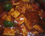 A picture of step 2 of Schezwan Paneer.