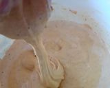 A picture of step 1 of Onion lacha pakora.