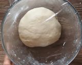 A picture of step 2 of Vegetable Pizza.