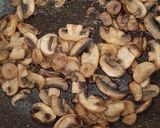 عکس مرحله 3 از دستور فوکاچیا بادمجان🍆پیاز🧅قارچ🍄