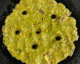 A picture of step 2 of Mint Thalipeeth.