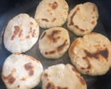 Foto del paso 3 de la receta: Arepas rellenas