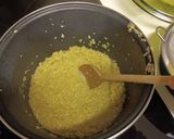 Foto del paso 3 de la receta: Quinoa con alubias blancas, brócoli y alcachofas