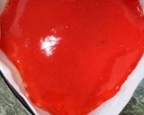 Foto del passaggio 14 della ricetta Cheesecake alla salsa di fragole mirtilli e cioccolato fondente