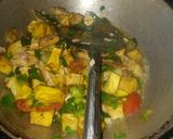 Foto langkah ke 3 dari resep Oseng Cumi Asin & Tahu.