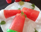 वाटरमेलन पाॅप्सिकल (watermelon popsicles recipe in Hindi) रेसिपी चरण 4 फोटो