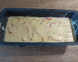 Foto del paso 6 de la receta: Bizcocho de toda la vida de yogur (con manzana)