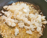 Foto del paso 2 de la receta: Croquetas de bacalao con pimientos asados y patatas