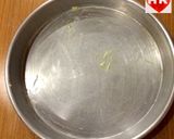 A picture of step 2 of Kunafeh with nuts.