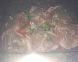 Foto del paso 5 de la receta: Contramuslos en cama de pimientos