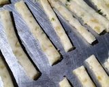 Foto langkah ke 4 dari resep Stik Singkong Keju.