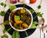 लहसुनिया आलू पालक(lahsuniya aloo palak recipe in hindi) रेसिपी चरण 5 फोटो