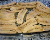 Foto del paso 1 de la receta: Plátanos horneados con queso (plátanos machos)
