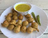 A picture of step 5 of Methi Gota.