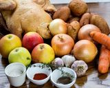 Фото кроку 1 до Вкуснейшая утка с яблоками и картофелем в казане.