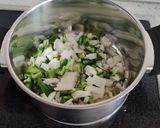 Foto del paso 1 de la receta: Espaguetis con toque de sidra