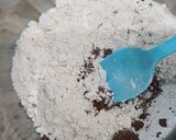 Foto langkah ke 2 dari resep Molten Lava Cake Gluten Free.