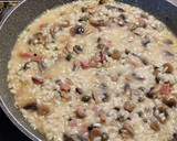 Foto del paso 6 de la receta: Risotto de champiñones con jamón y huevo