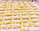 Foto langkah ke 5 dari resep Kastengel Keju.