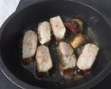 A picture of step 4 of Hainanese Style Pork Chop.